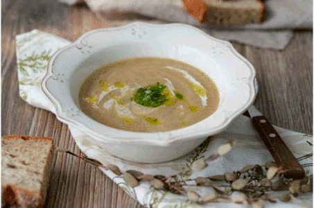 Сытный, нежный и вкусный суп-пюре из шампиньонов приготовленый в мультиварке