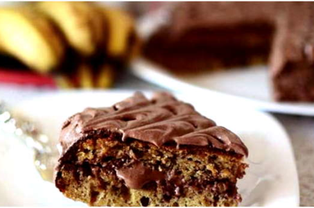 Удивительное лакомство – банановый торт с шоколадным кремом в мультиварке