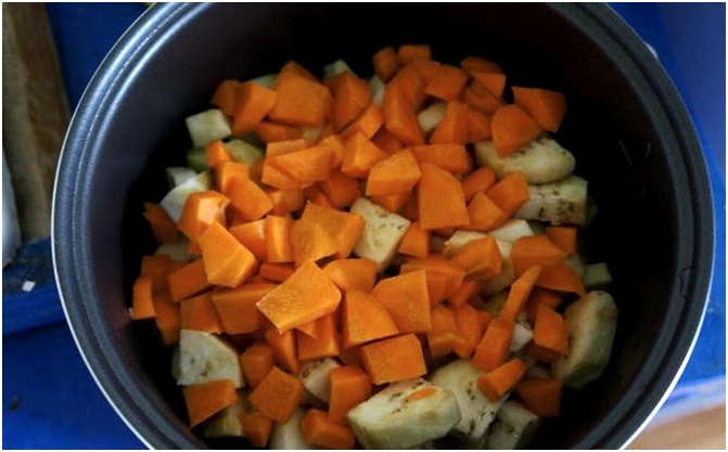 выложить морковь